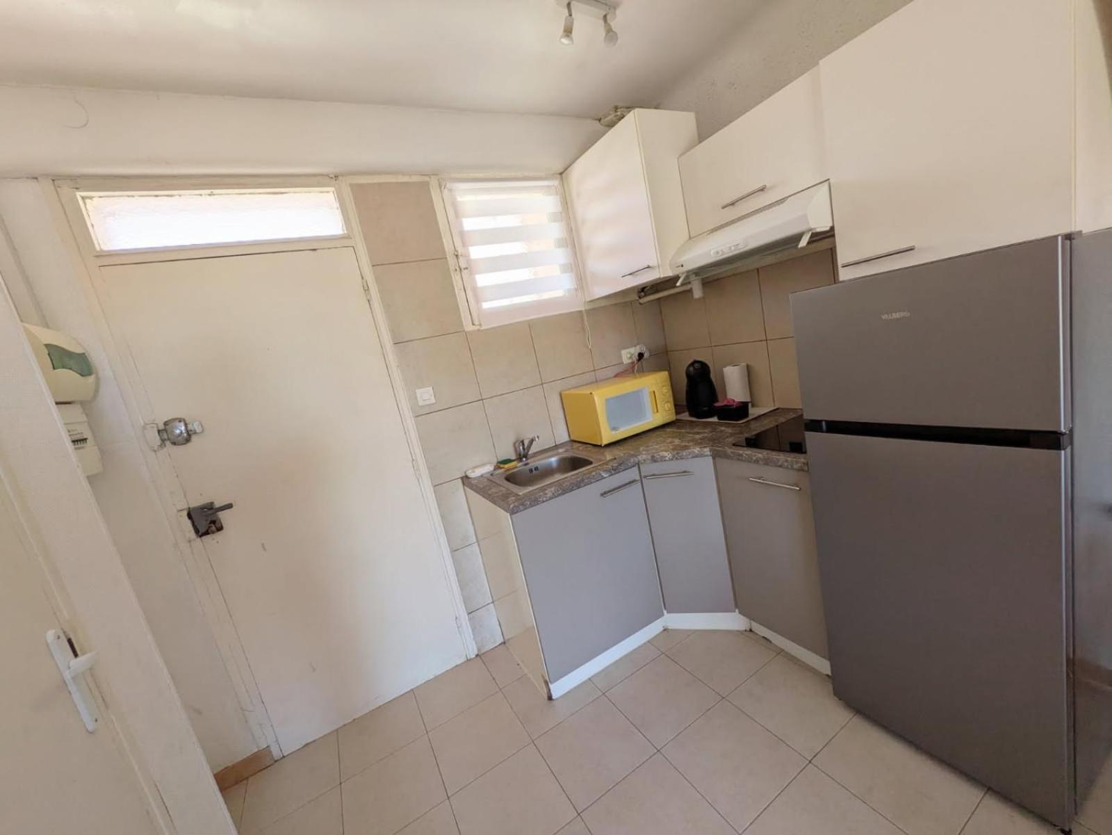 Sejour A Valras T1 Vue Sur Mer - 50M Centre Et Mer Apartment Exterior photo