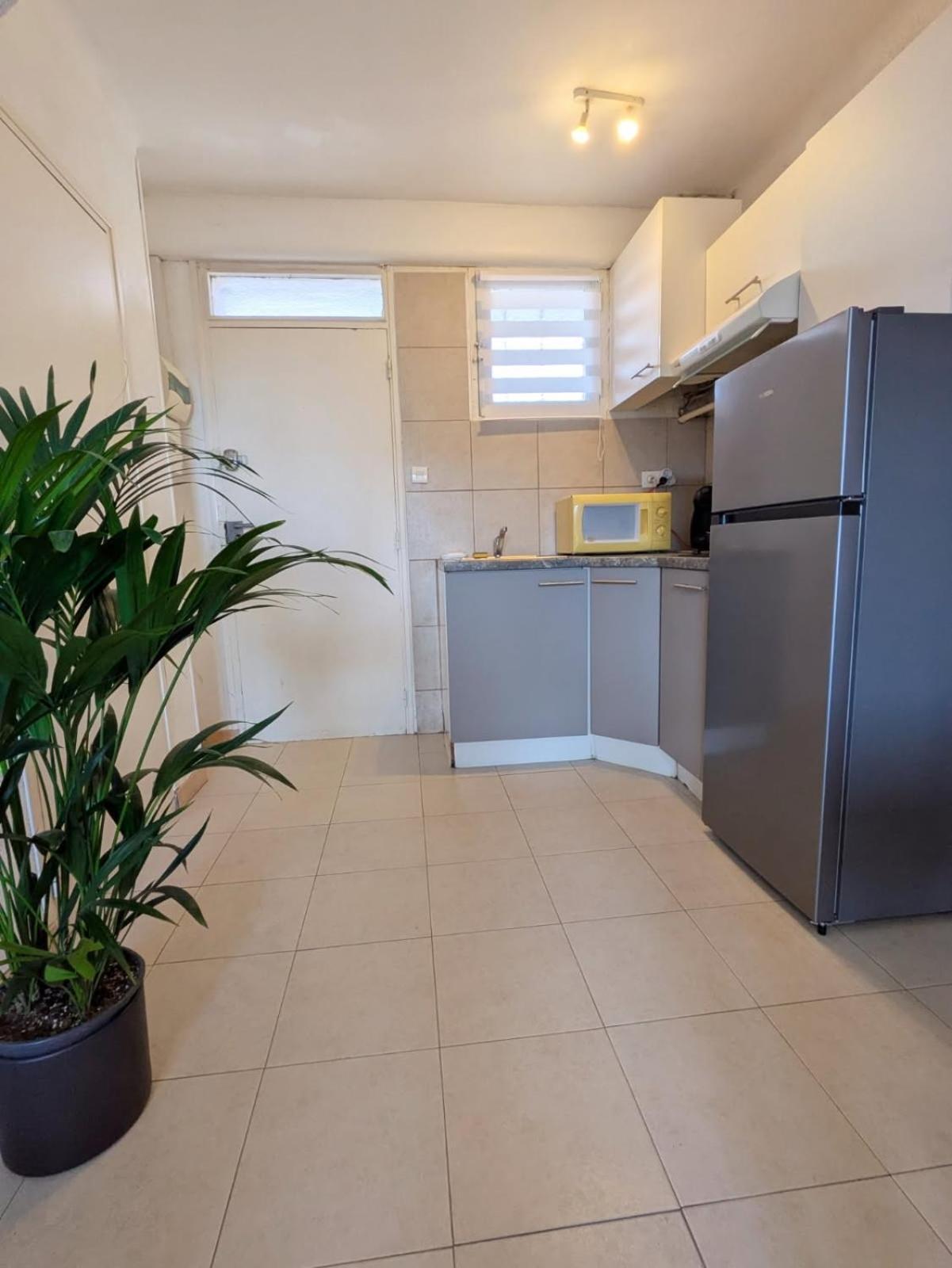 Sejour A Valras T1 Vue Sur Mer - 50M Centre Et Mer Apartment Exterior photo